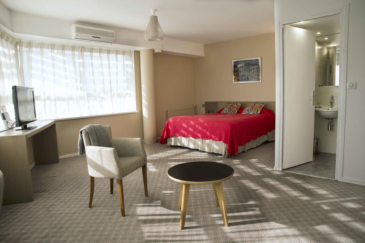 Hotel Biarritz Atlantique - Lycee Hotelier - Management School Bagian luar foto