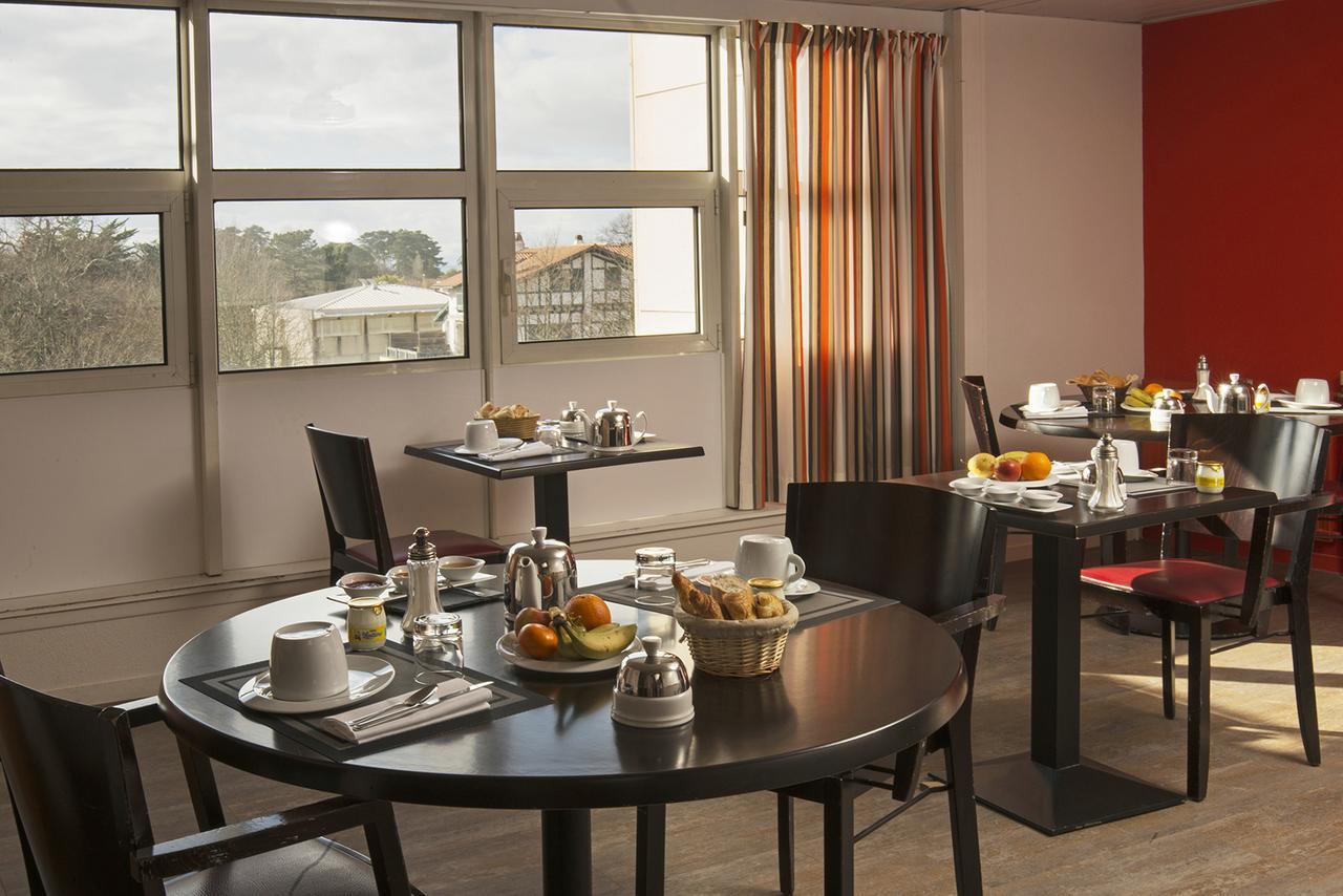Hotel Biarritz Atlantique - Lycee Hotelier - Management School Bagian luar foto